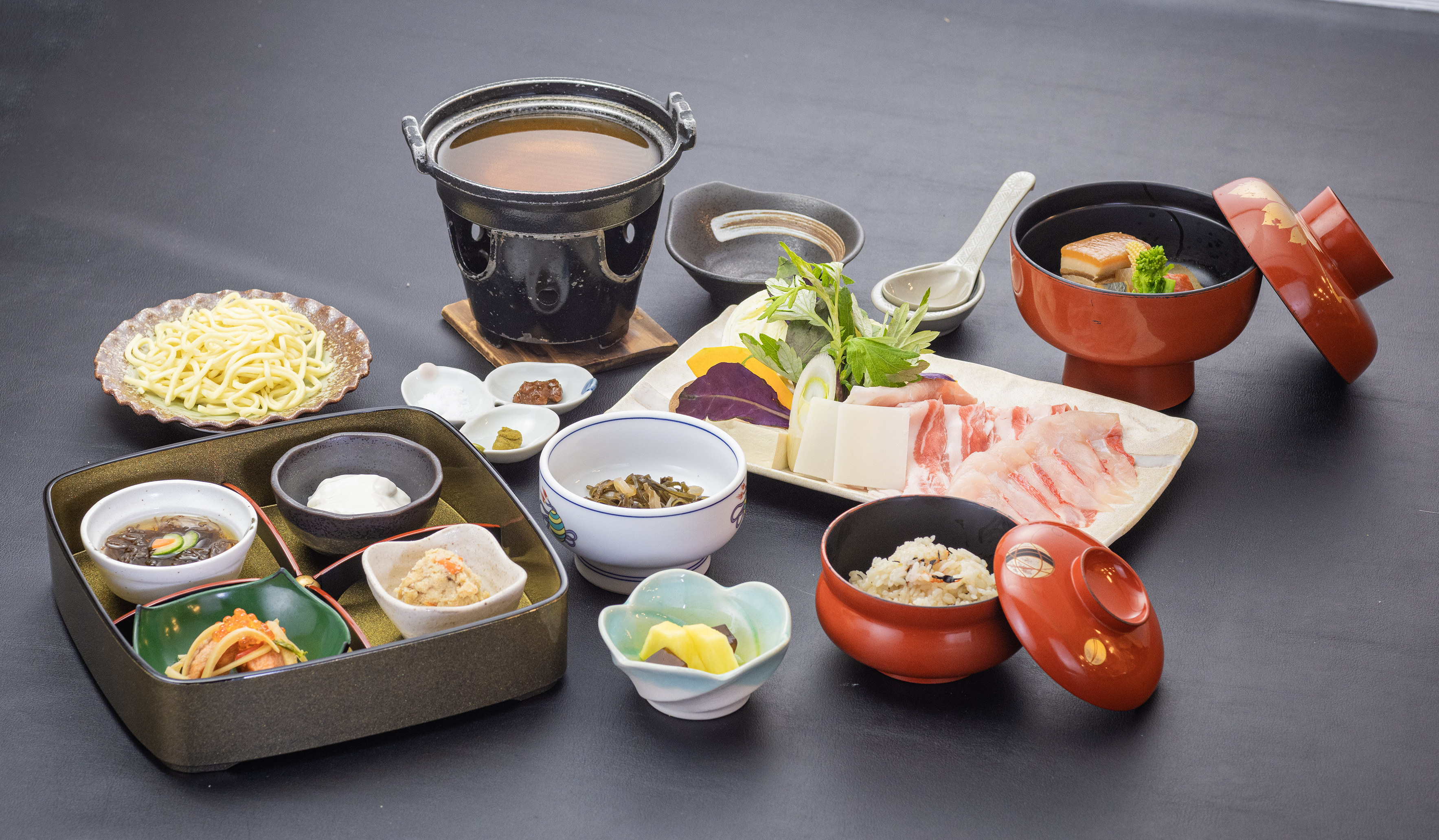 【 事前web決済 】金アグー豚しゃぶしゃぶコース　金アグー豚・沖縄県産金目鯛しゃぶしゃぶ