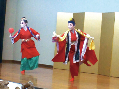 久米店の琉球舞踊